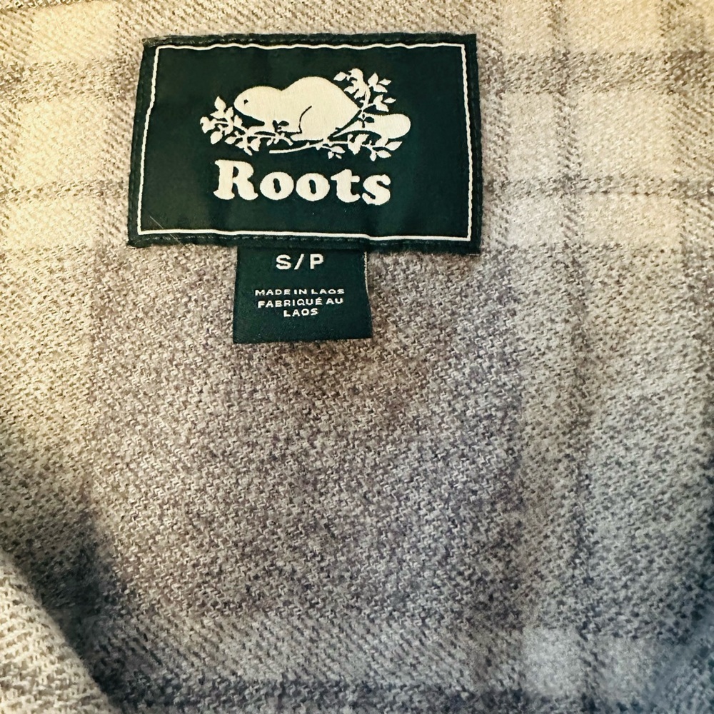 Roots Gray Plaid Button-Down Shirt Men’s Small - Picture 5 of 10